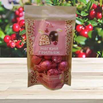 Мягкий грильяж с арахисом и клюквой